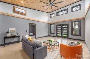 55 Dean Riddle Dr, Waynesville, NC 28785 - Photo 2