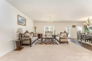 4710 Opus Ln, Charlotte, NC 28214 - Photo 6