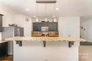 4710 Opus Ln, Charlotte, NC 28214 - Photo 10