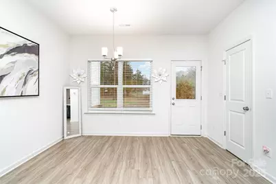 1124 Thayer Glen Court, Charlotte, NC 28213 - Photo 4