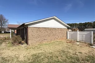 2034 Whitegate Ln, Newton, NC 28658 - Photo 14