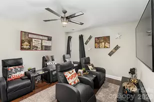 7715 Saddle Trail Ln, Charlotte, NC 28269 - Photo 34