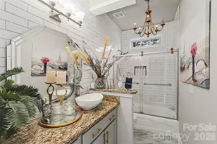 7715 Saddle Trail Ln, Charlotte, NC 28269 - Photo 16