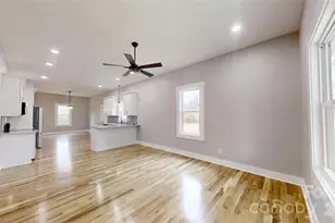 484 Hilltop Rd, Lincolnton, NC 28092 - Photo 2