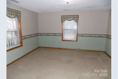 812 E Catawba Street, Belmont, NC 28012 - Photo 2