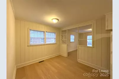 4409 Brooktree Drive, Charlotte, NC 28208 - Photo 4