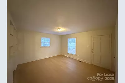 4409 Brooktree Drive, Charlotte, NC 28208 - Photo 2