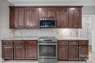 187 Winding Creek Dr, Troutman, NC 28166 - Photo 8