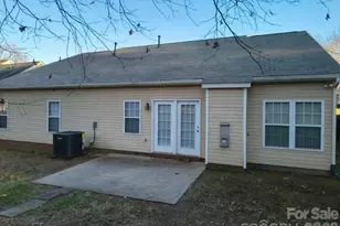 10214 Stoneykirk Ln, Charlotte, NC 28269 - Photo 26
