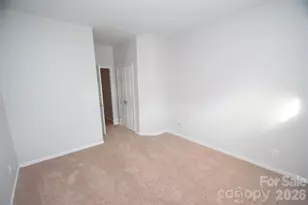 10214 Stoneykirk Ln, Charlotte, NC 28269 - Photo 22