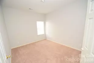 10214 Stoneykirk Ln, Charlotte, NC 28269 - Photo 22