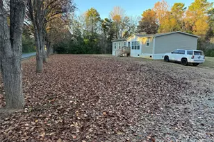 3946 E North Corner Rd, Lancaster, SC 29720 - Photo 2