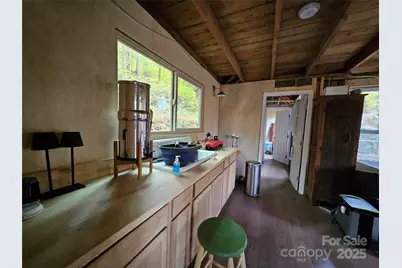 25 Hollow Log Road, Burnsville, NC 28714 - Photo 28