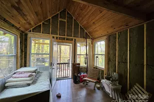 25 Hollow Log Rd, Burnsville, NC 28714 - Photo 26