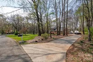 1015 Quail Cir, Salisbury, NC 28147 - Photo 4