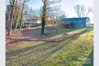 297 Amelia Drive, Marion, NC 28752 - Photo 6