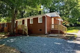 221 Bookington Dr, Lexington, NC 27292 - Photo 2