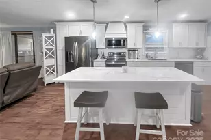 812 Hill St, Shelby, NC 28152 - Photo 16