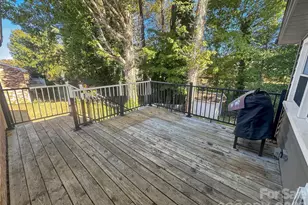 812 Hill St, Shelby, NC 28152 - Photo 8