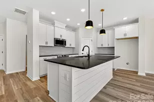 210 Quartz Hl Wy, Waxhaw, NC 28173 - Photo 4