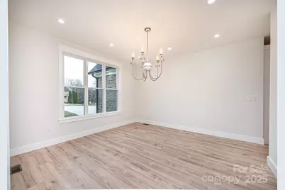 1328 33rd Avenue Drive NE, Hickory, NC 28601 - Photo 6