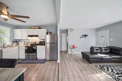 2147 Purser Drive, Charlotte, NC 28215 - Photo 8