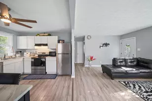 2147 Purser Dr, Charlotte, NC 28215 - Photo 8