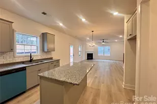 716 Inwood Hill Dr, Gastonia, NC 28056 - Photo 8