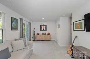 4113 Edenborn Ln, Charlotte, NC 28208 - Photo 8