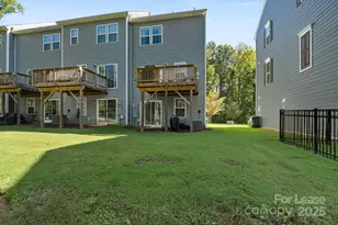 4113 Edenborn Ln, Charlotte, NC 28208 - Photo 4