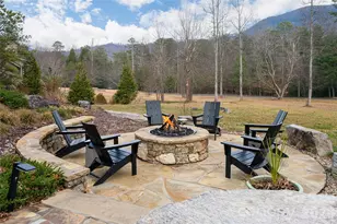 131 Nancy Ashworth Ln, Fairview, NC 28730 - Photo 4