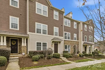 19105 Chandlers Landing Drive, Cornelius, NC 28031 - Photo 4