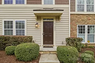 19105 Chandlers Landing Dr, Cornelius, NC 28031 - Photo 2