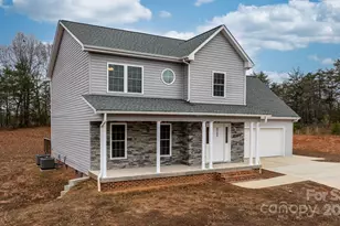 3723 Franklin Ct, Newton, NC 28658 - Photo 6