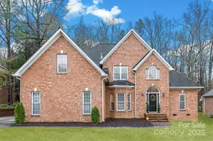 2831 Arrowwood Ln, Rock Hill, SC 29732 - Photo 2