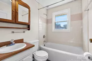 71 Lower Glady Fork Rd, Candler, NC 28715 - Photo 20