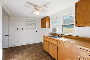 71 Lower Glady Fork Rd, Candler, NC 28715 - Photo 34