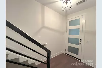 211 Doggett Street, Charlotte, NC 28203 - Photo 4