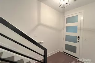 211 Doggett St, Charlotte, NC 28203 - Photo 4