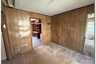 515 S Maple St, Dallas, NC 28034 - Photo 4