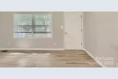 400 Vinecrest Drive, Matthews, NC 28105 - Photo 4