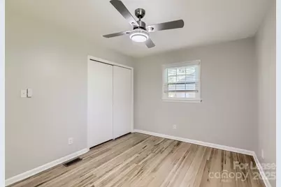 400 Vinecrest Drive, Matthews, NC 28105 - Photo 16