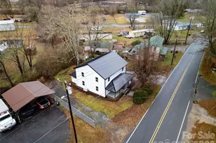 576 Pickens Hwy, Rosman, NC 28722 - Photo 4