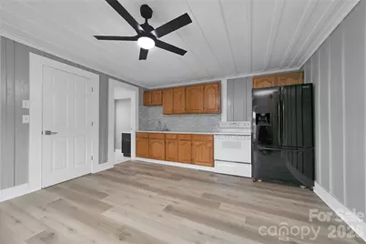 576 Pickens Highway, Rosman, NC 28722 - Photo 30