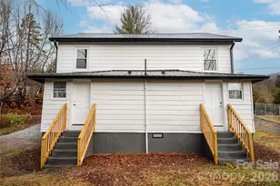 576 Pickens Hwy, Rosman, NC 28722 - Photo 24