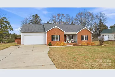 121 Polaris Drive, Wingate, NC 28174 - Photo 2