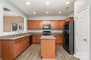 12304 Bending Branch Rd, Charlotte, NC 28227 - Photo 18