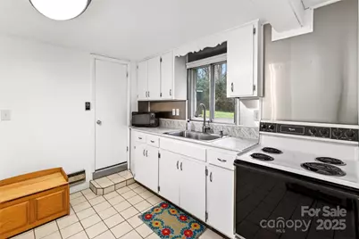 45 Due West Road, Hendersonville, NC 28792 - Photo 28