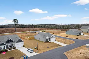 7563 Bridle Ct, Sherrills Ford, NC 28673 - Photo 32