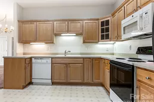 8684 Windsor Ridge Dr, Charlotte, NC 28277 - Photo 12